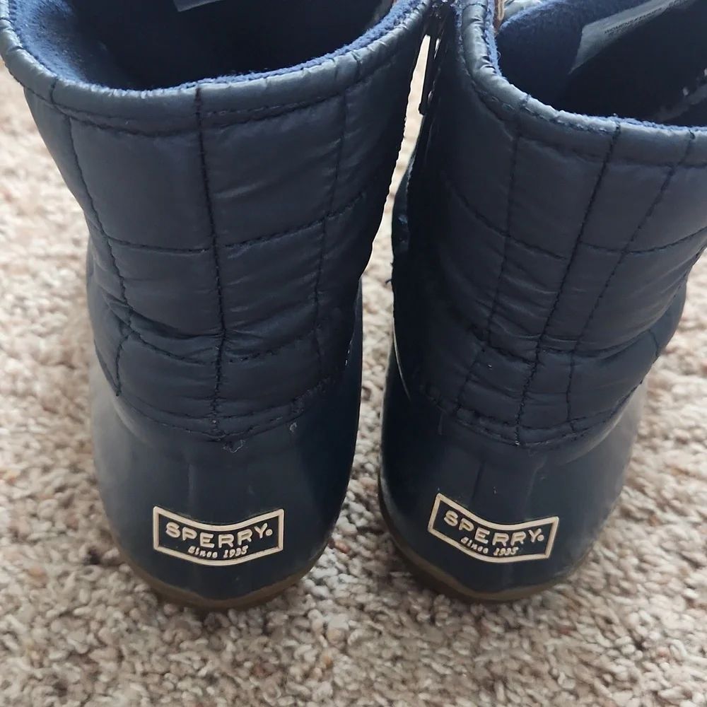 Sperry Top Sider Saltwater Quilted Navy Duck Boots